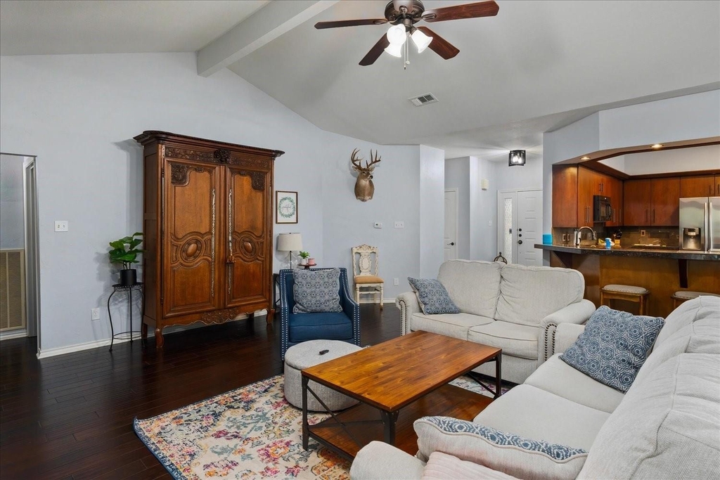 1613 Flint Ct - Photo 4