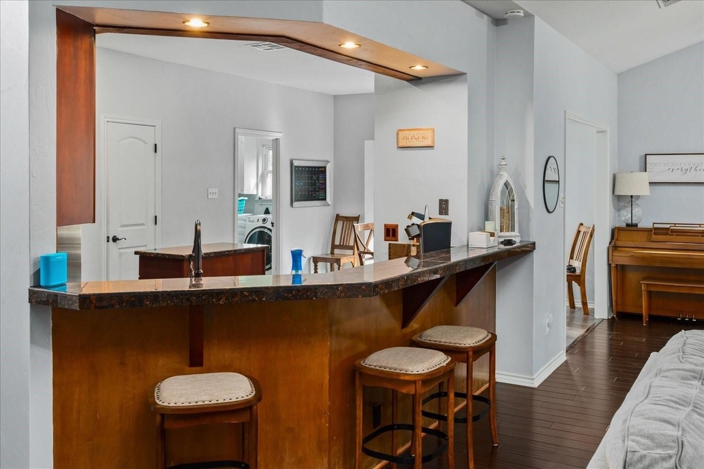 1613 Flint Ct - Photo 5