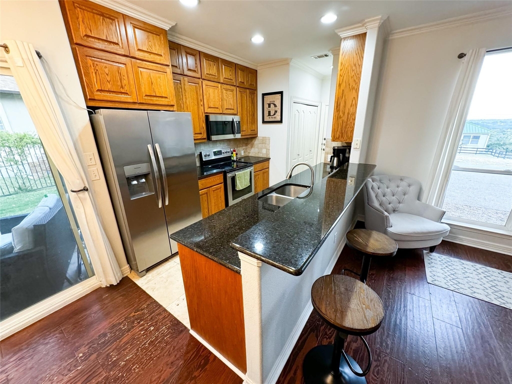 1213 Delsie Dr - Photo 9
