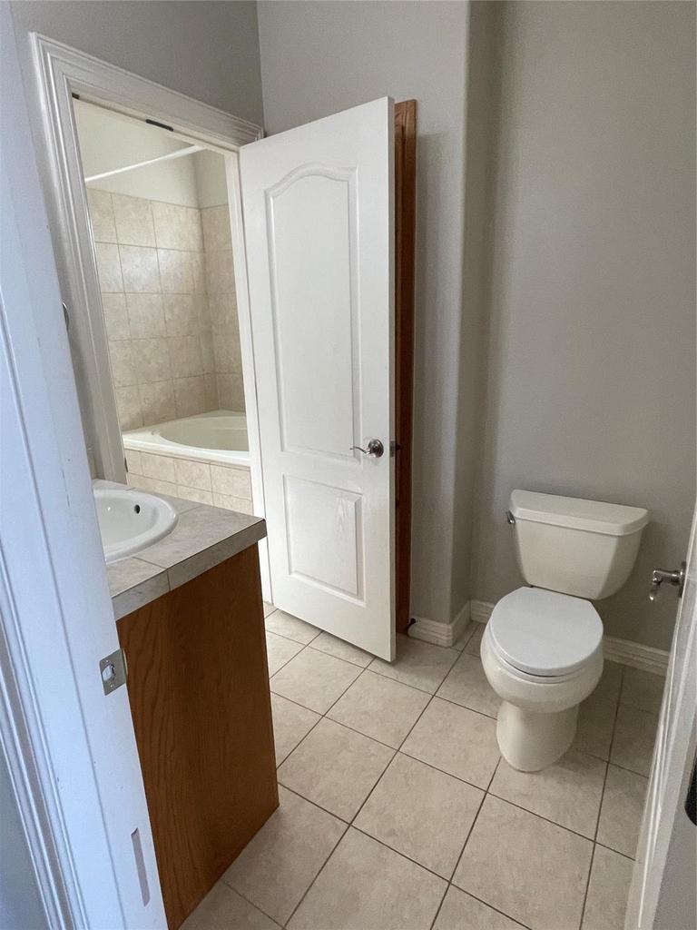 1213 Delsie Dr - Photo 13