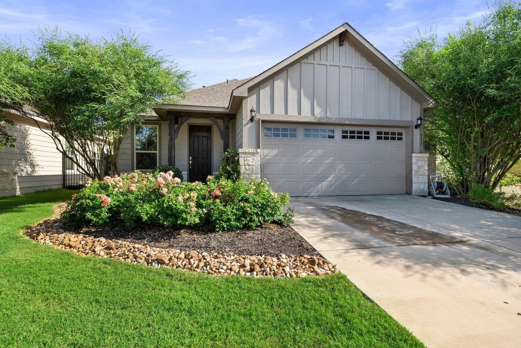 537 Bonnet Blvd - Photo 1