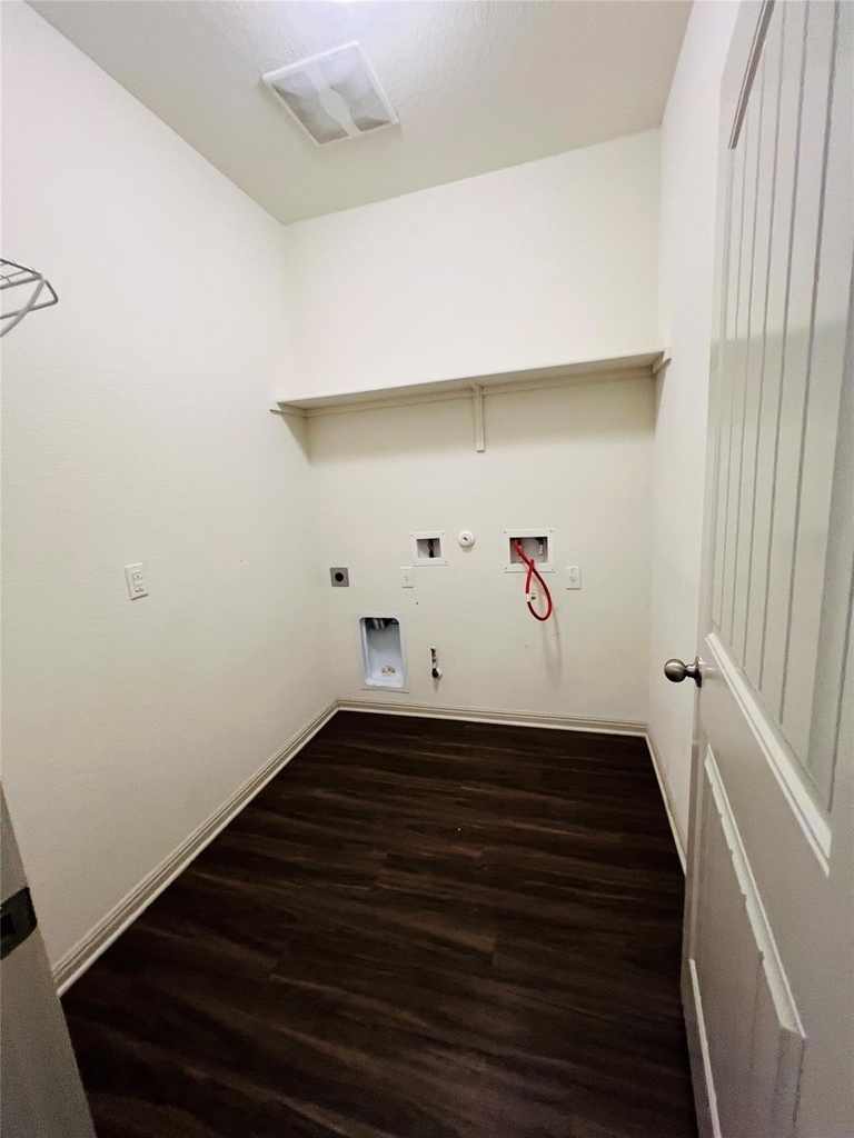 16901 Aventura Ave - Photo 19