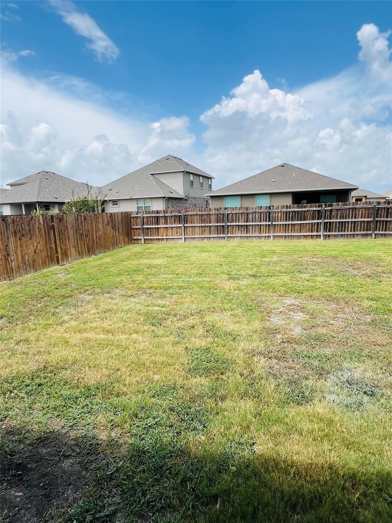 16901 Aventura Ave - Photo 26