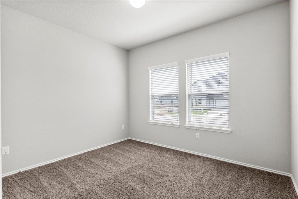 4909 Sea Salt Dr - Photo 17