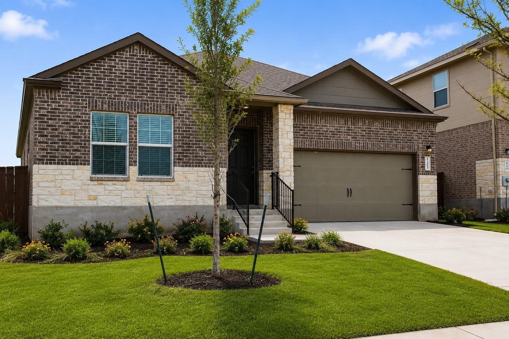 828 Mallow Rd - Photo 1