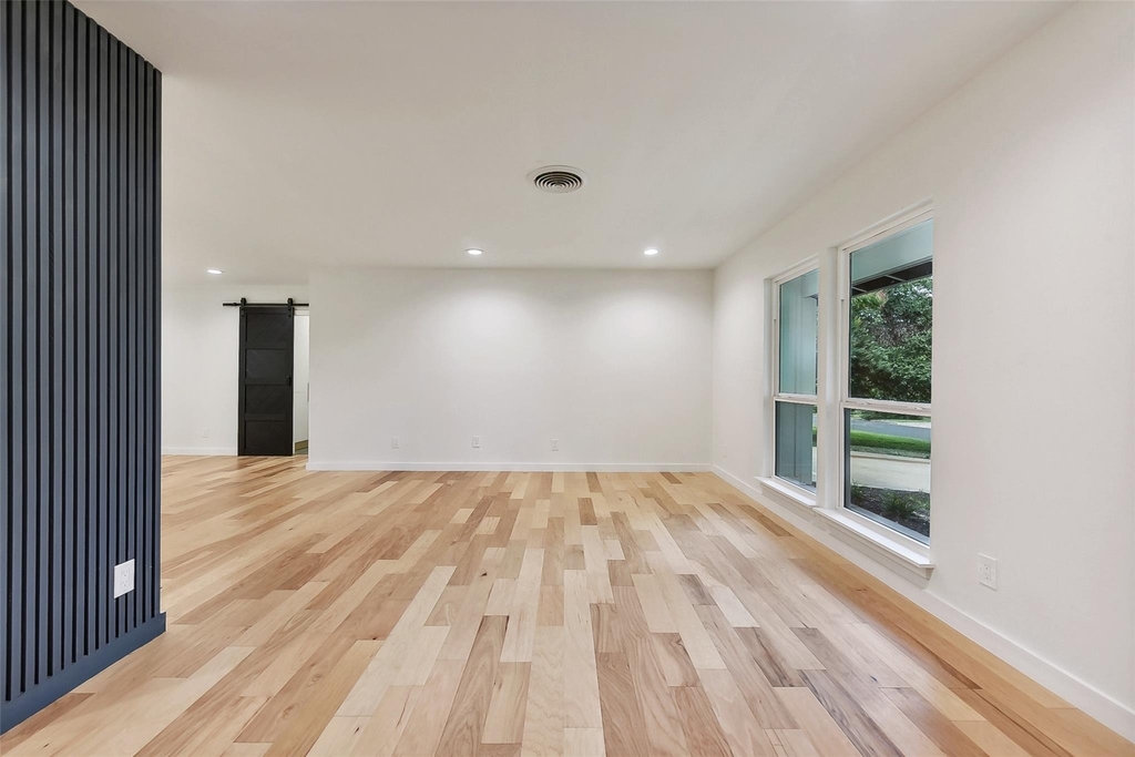 11900 Dove Haven Dr - Photo 4