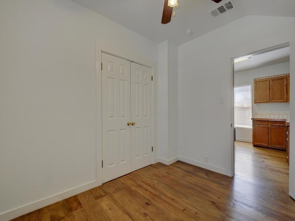 2106 Holly St - Photo 21