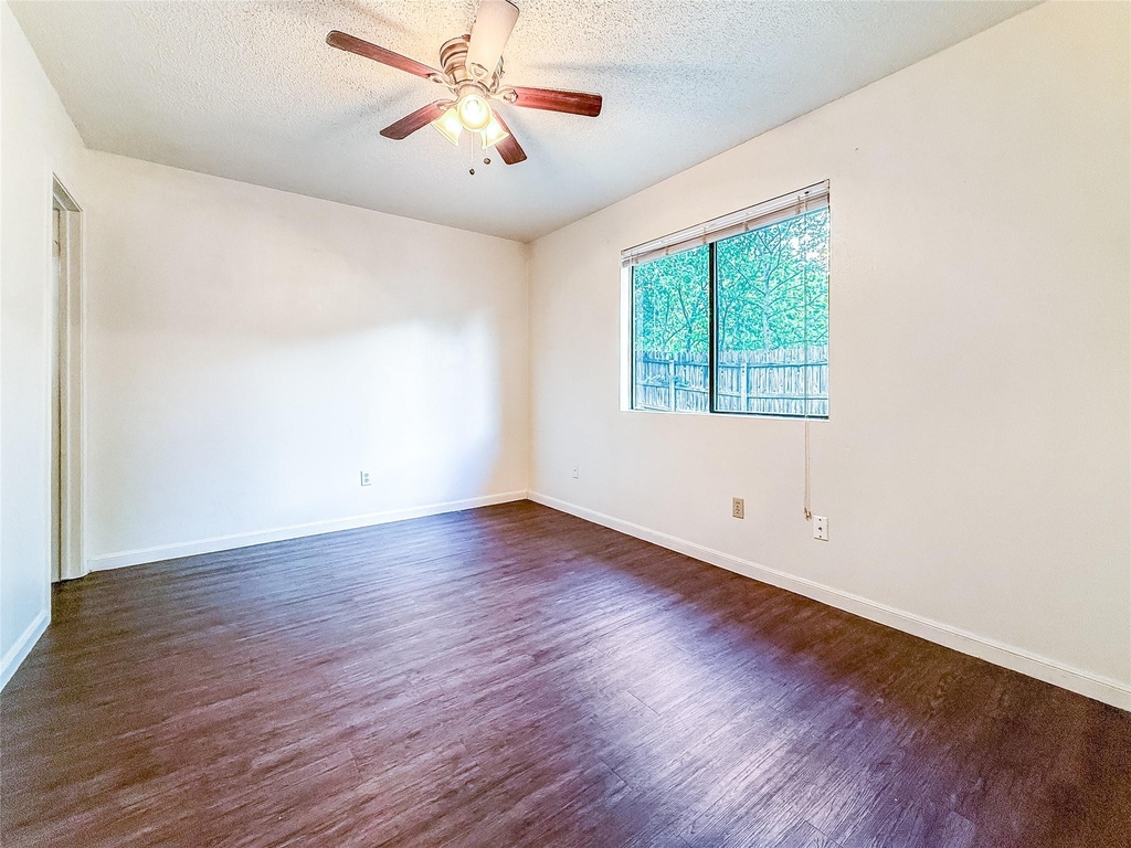 2014 Alex Ave - Photo 8
