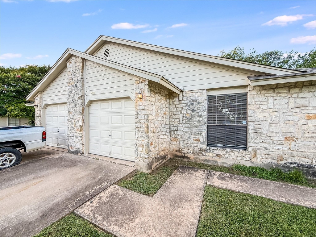 2014 Alex Ave - Photo 0