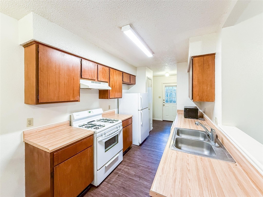 2014 Alex Ave - Photo 5