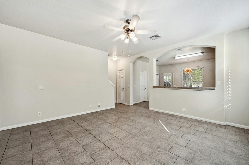 2412 Allred Dr - Photo 5