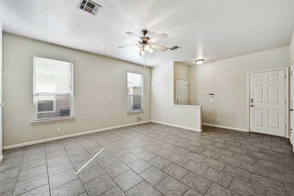 2412 Allred Dr - Photo 4