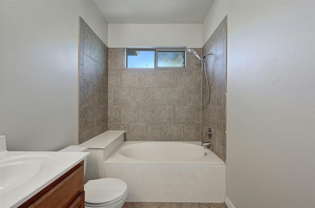 2412 Allred Dr - Photo 13