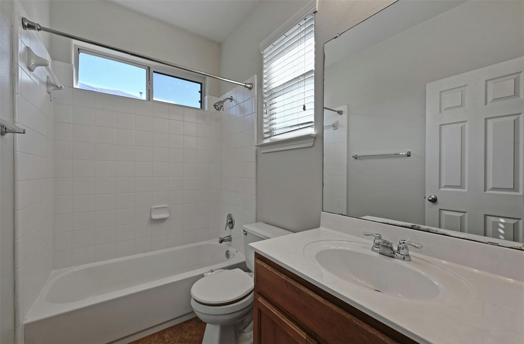 2412 Allred Dr - Photo 10