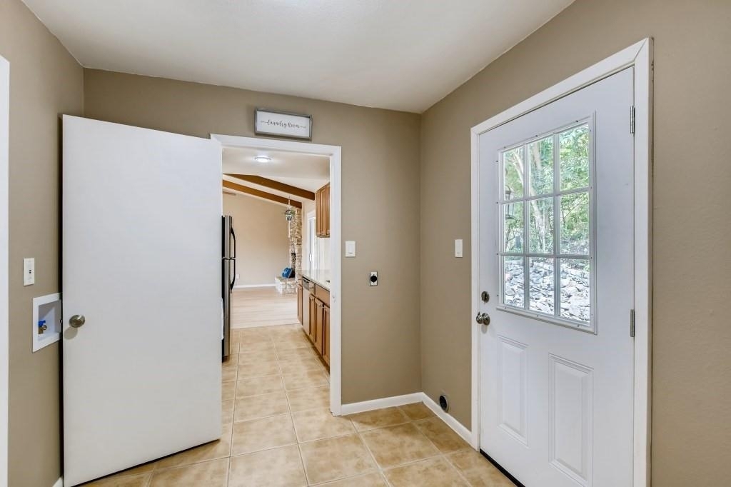 715 Vanguard St - Photo 24