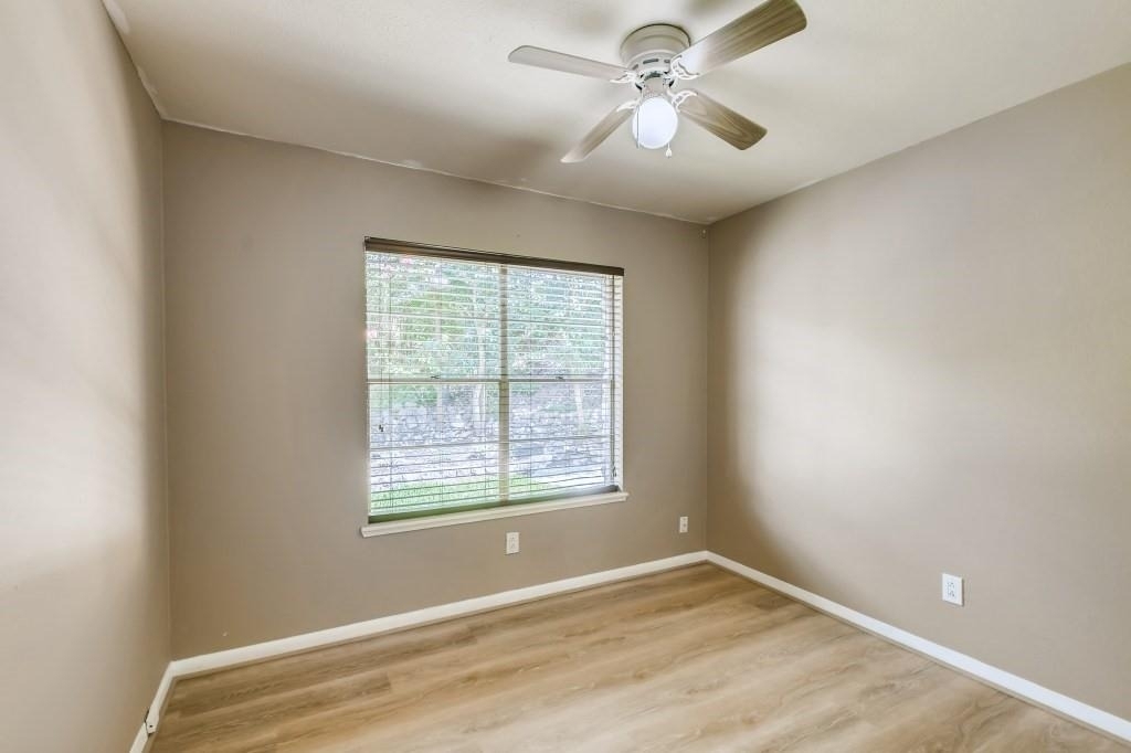 715 Vanguard St - Photo 22