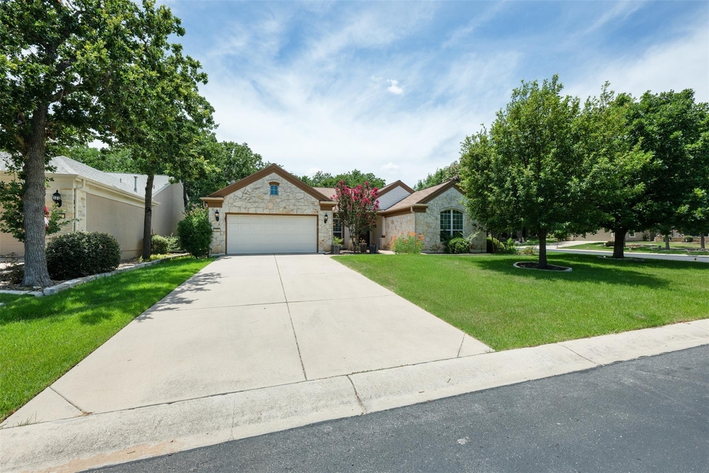 202 River Rock Dr - Photo 2