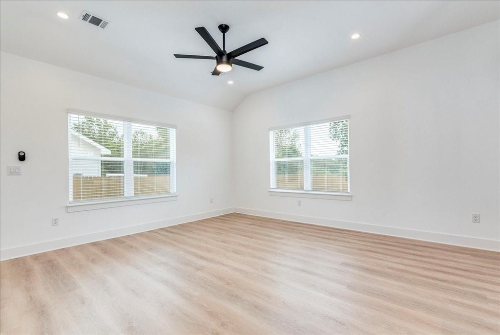 525 S Main St - Photo 5