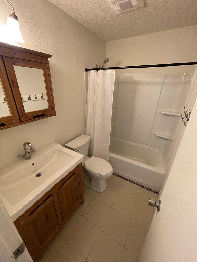 2031 Redwing Way - Photo 19