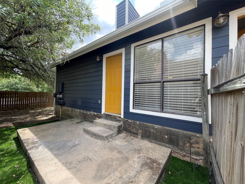 2031 Redwing Way - Photo 21