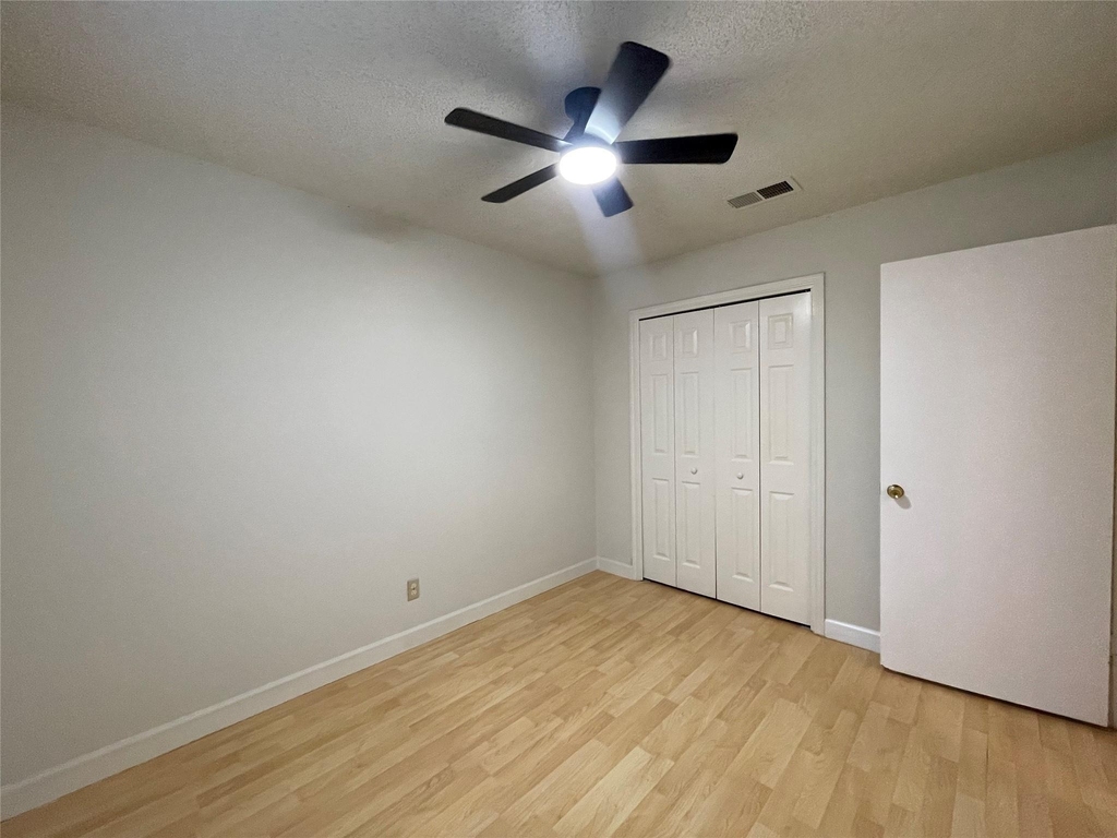 2031 Redwing Way - Photo 12