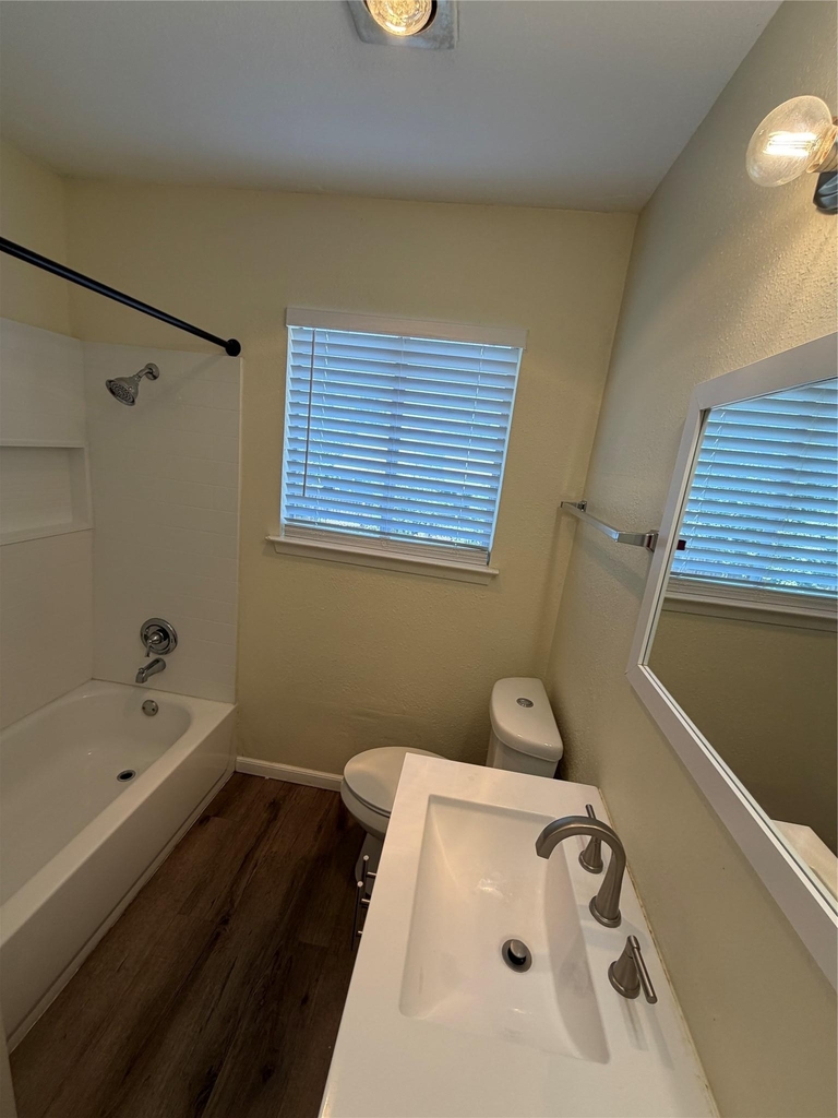 8810 Clearbrook Trl - Photo 6