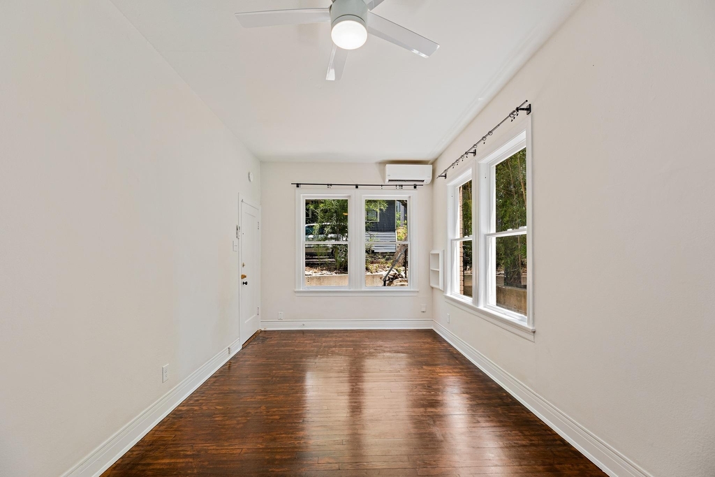 2810 Pearl St - Photo 6