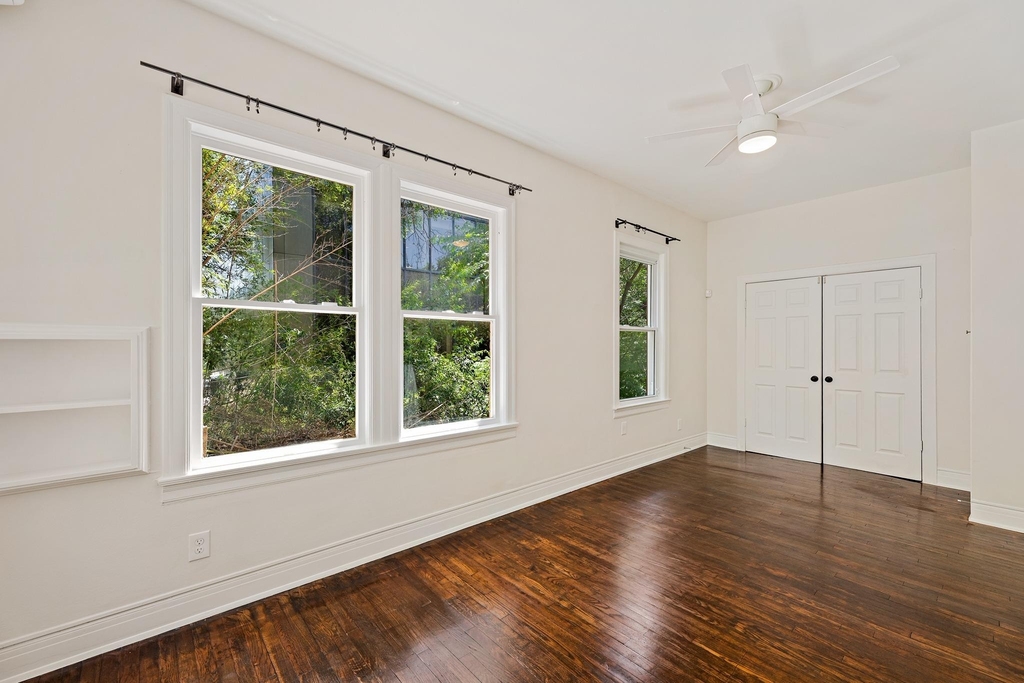 2810 Pearl St - Photo 8