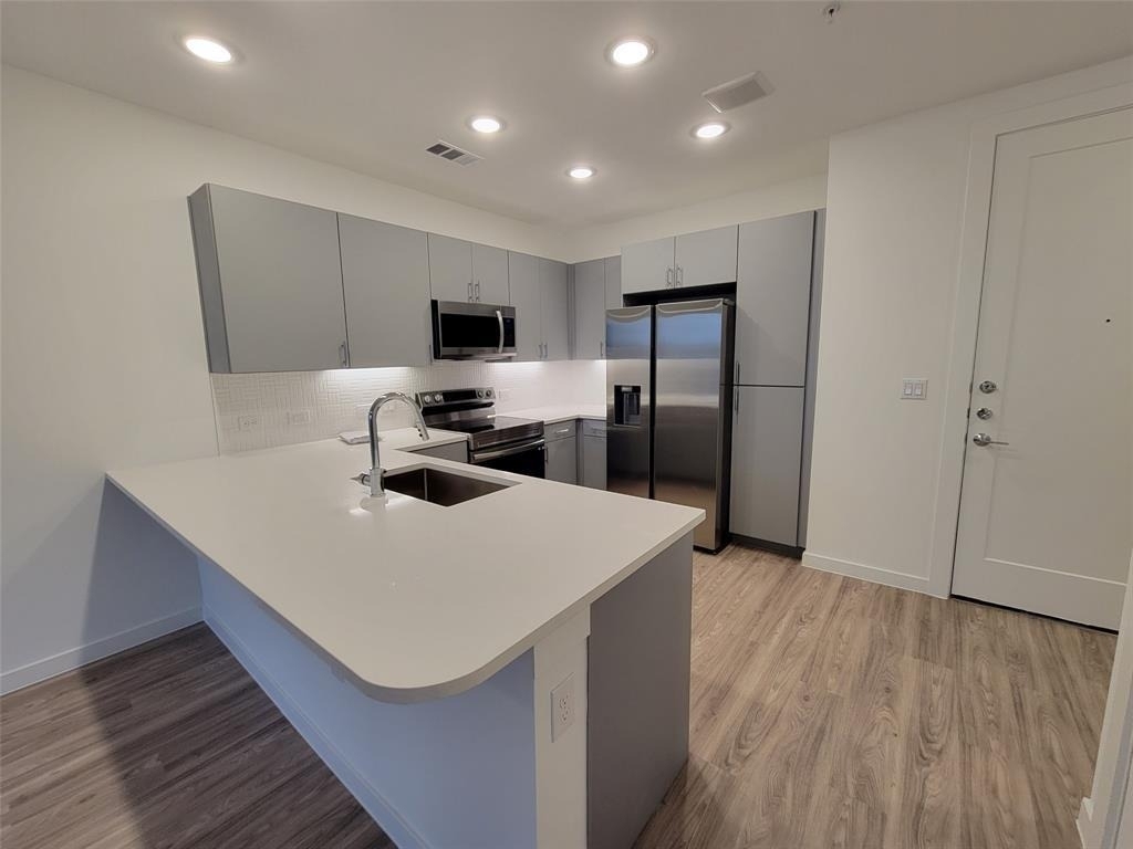 4801 Springdale Rd - Photo 6