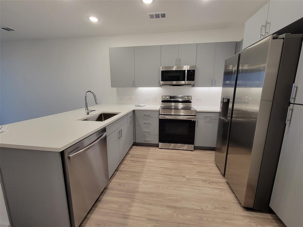 4801 Springdale Rd - Photo 5