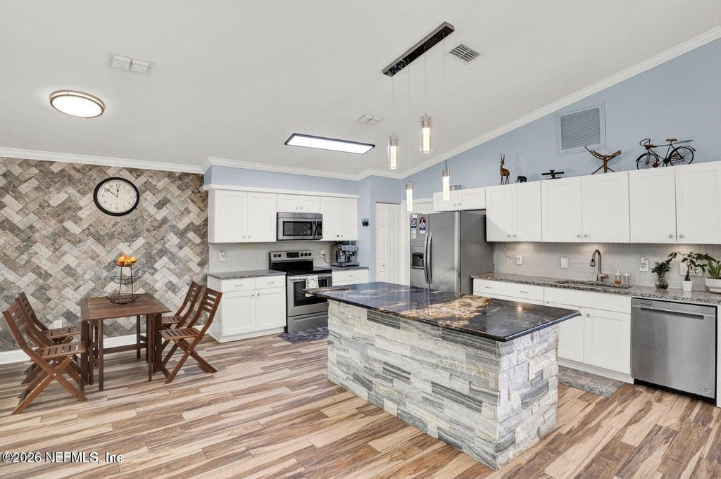 406 Cranes Landing Court - Photo 2