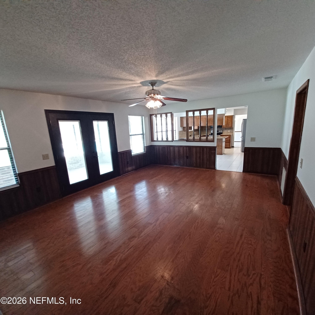 2295 Foxwood Drive - Photo 3