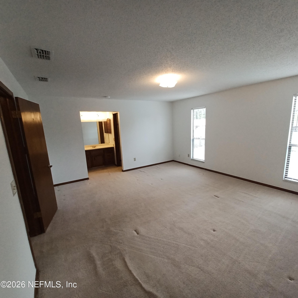 2295 Foxwood Drive - Photo 18