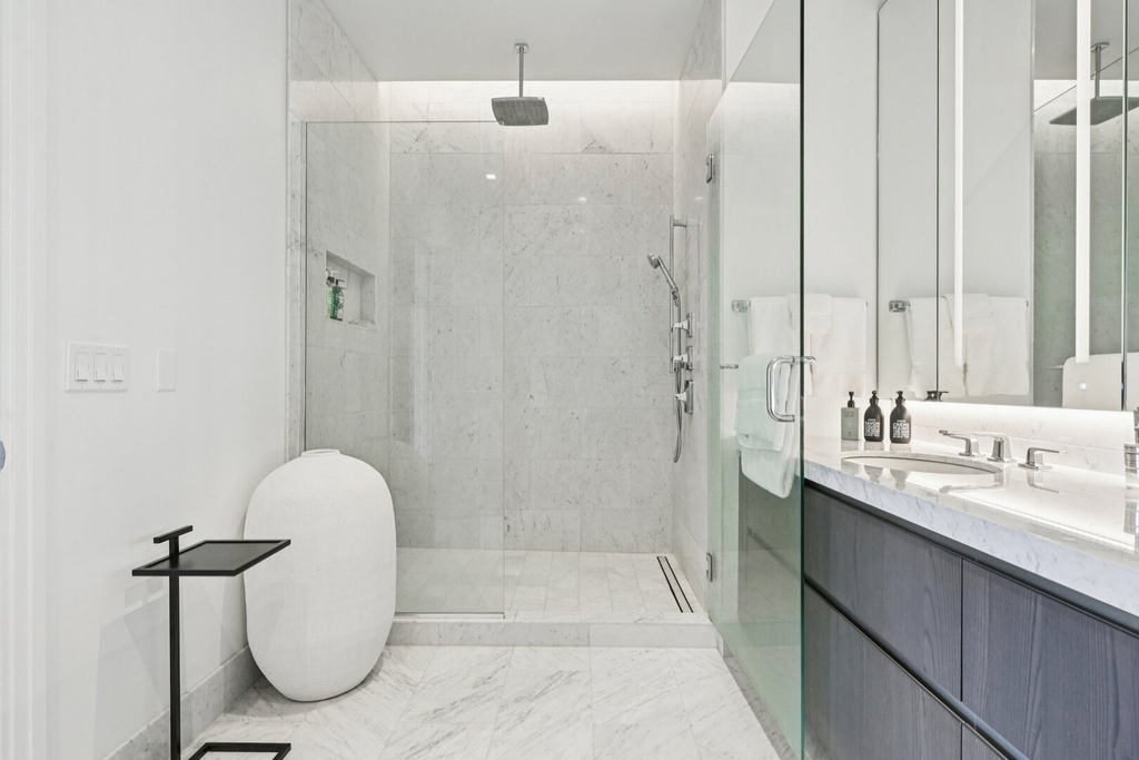 363 E Wacker Drive - Photo 20