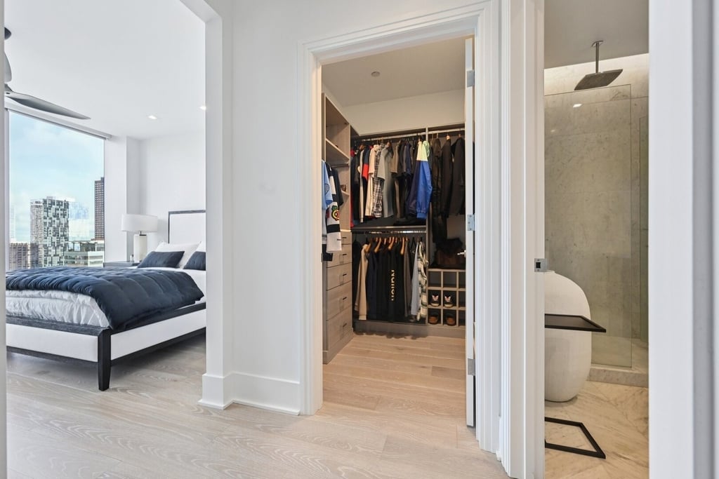 363 E Wacker Drive - Photo 16