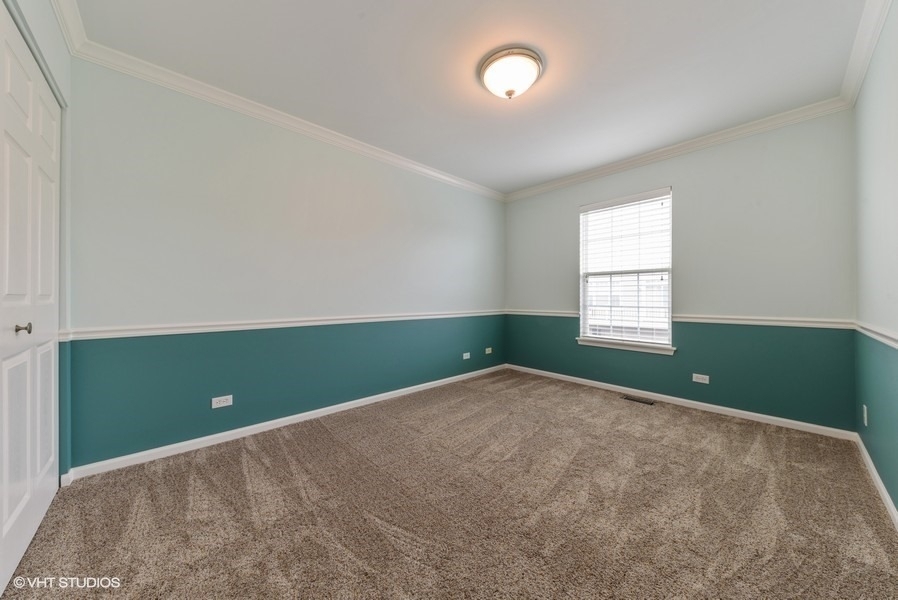 2716 N Greenwood Avenue - Photo 10