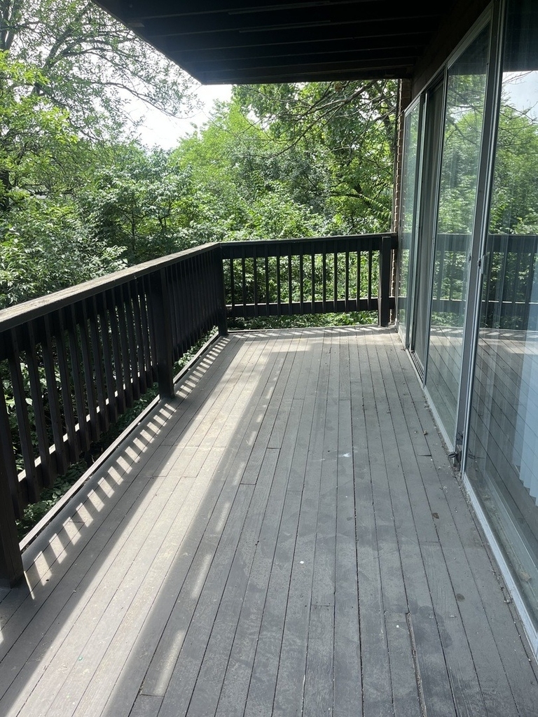 5515 E Lake Drive E - Photo 8