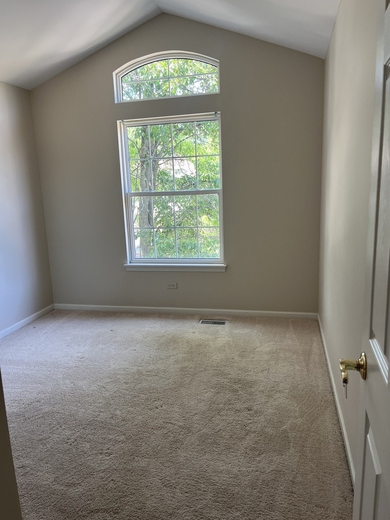 1617 Astor Avenue - Photo 16