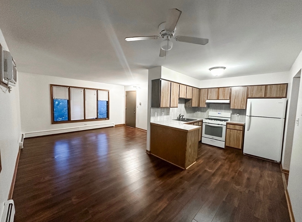 4627 Eberly Avenue - Photo 3