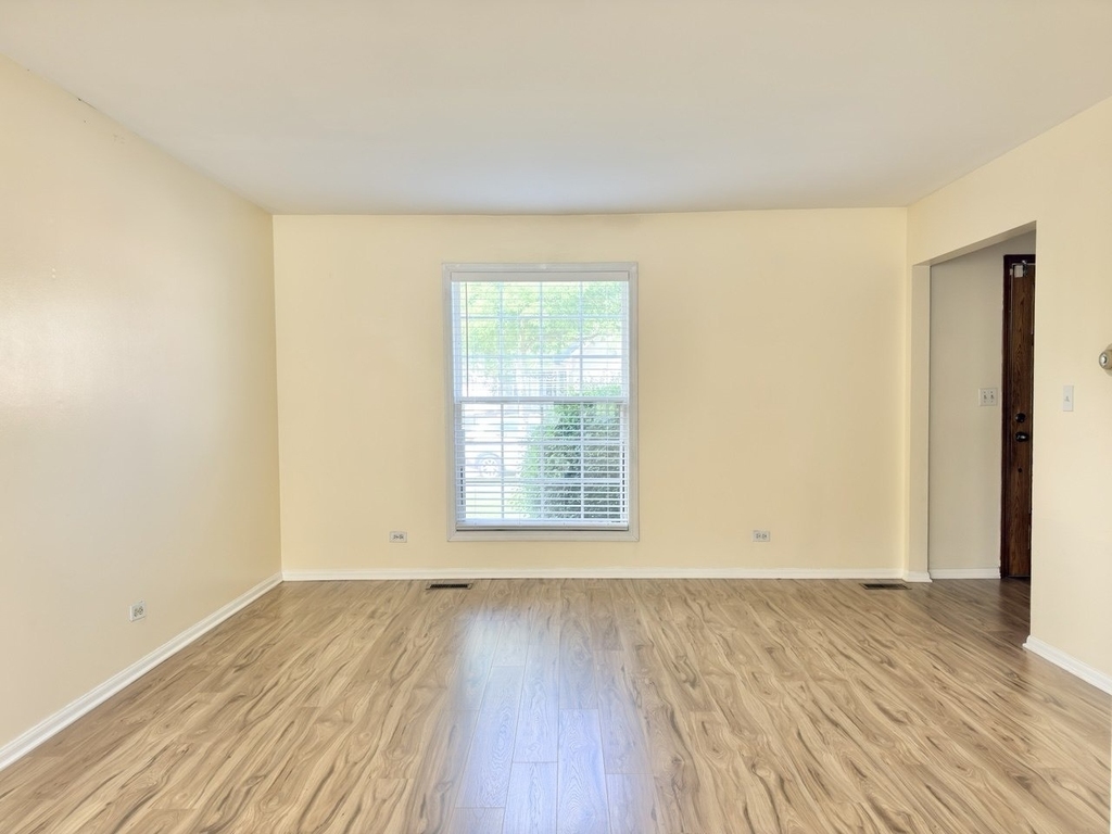 1464 Farington Lane - Photo 2