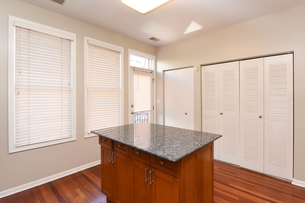 1000 N Crosby Street - Photo 3