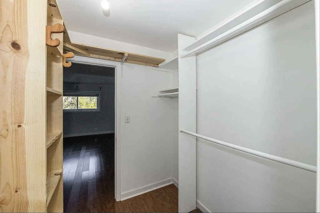 1003 Argyle Street - Photo 10