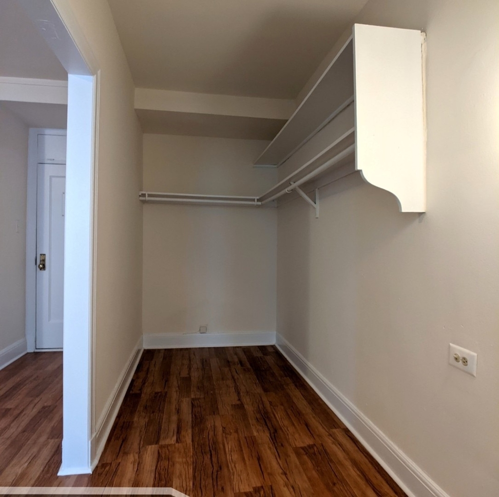 3335 W Diversey Avenue - Photo 5
