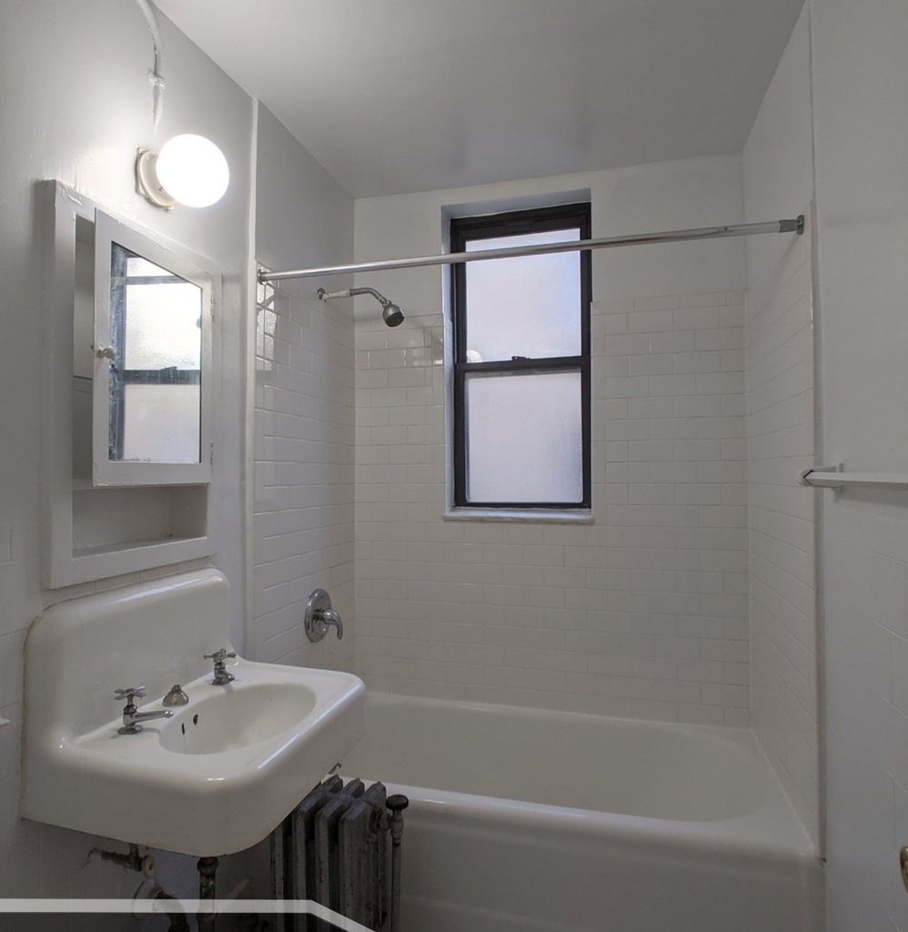 3335 W Diversey Avenue - Photo 6