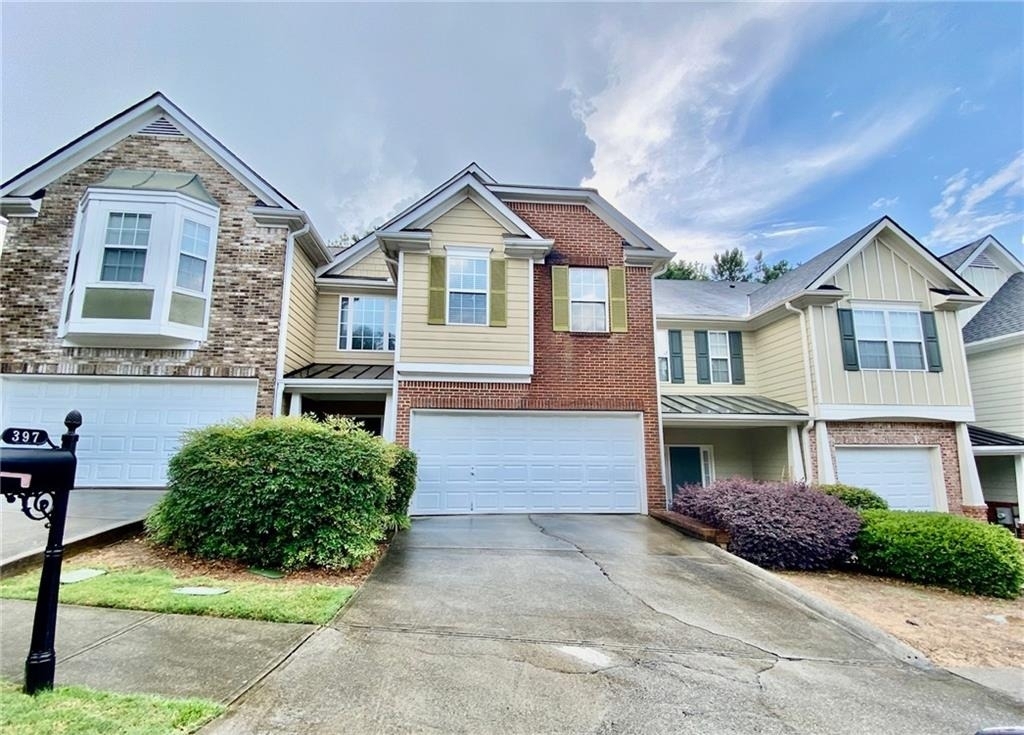397 Creek Manor Way - Photo 0