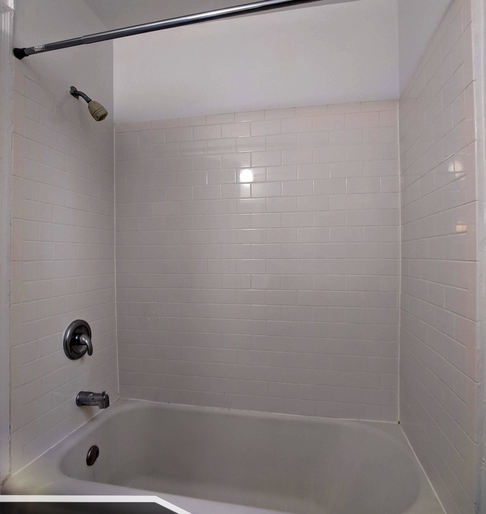 3335 W Diversey Avenue - Photo 7