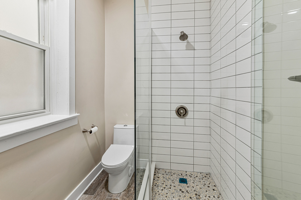 2630 W Division Street - Photo 12