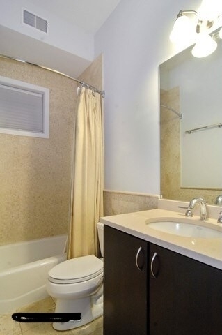 813 N May Street - Photo 8