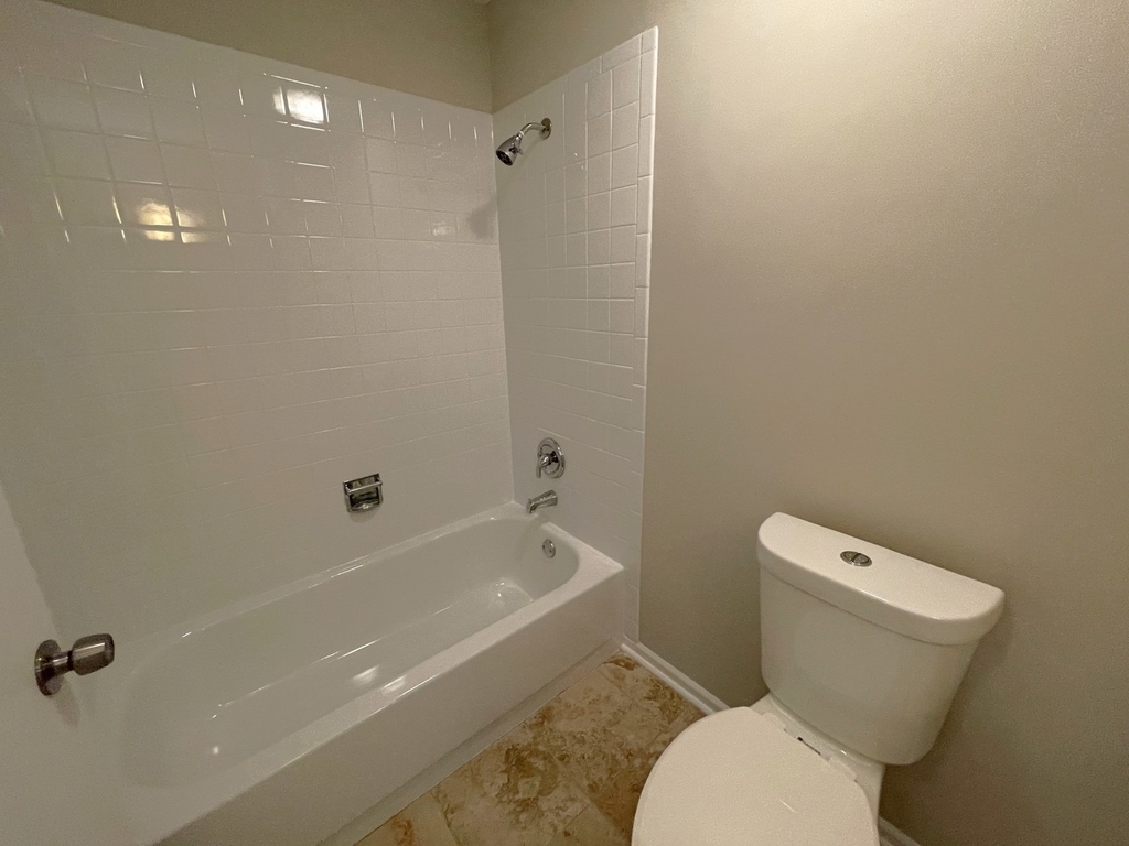 311 E Forest Knoll Drive - Photo 14