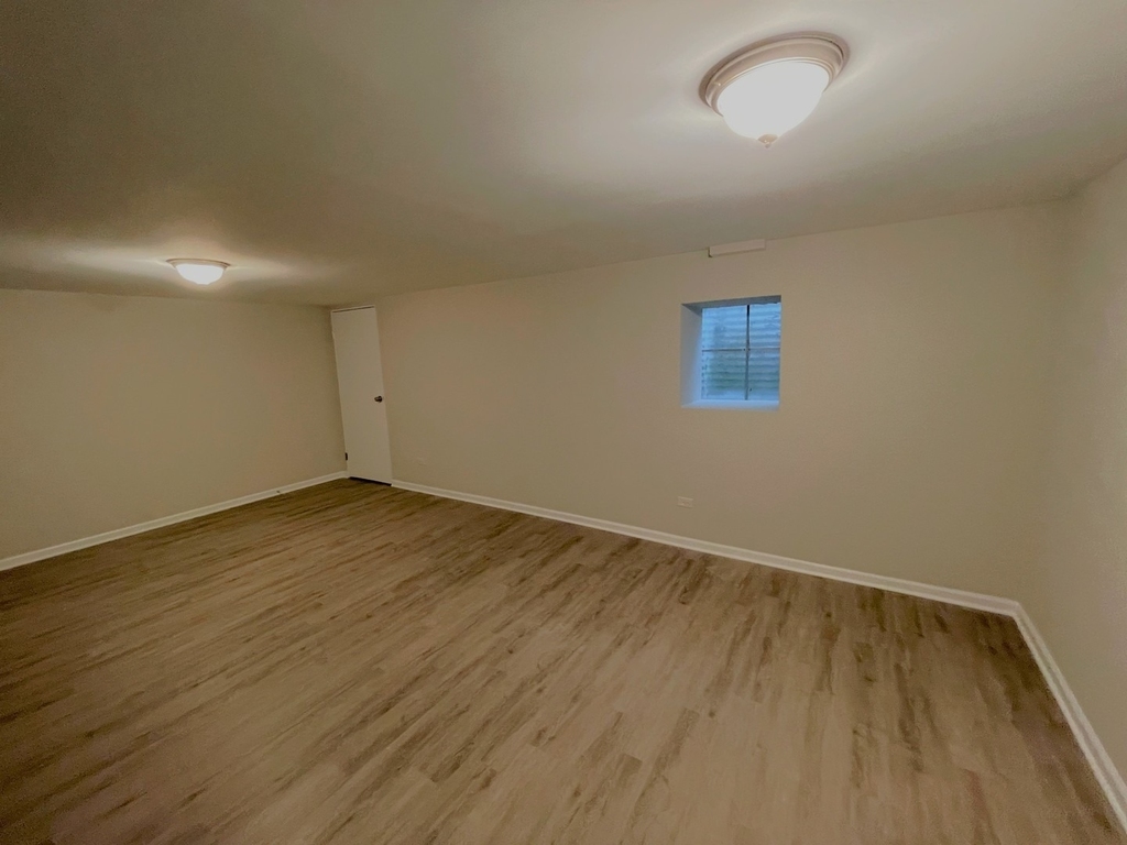 311 E Forest Knoll Drive - Photo 17